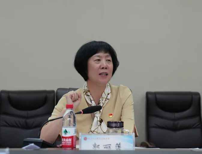 黨偉書記郭麗萍講話.jpg