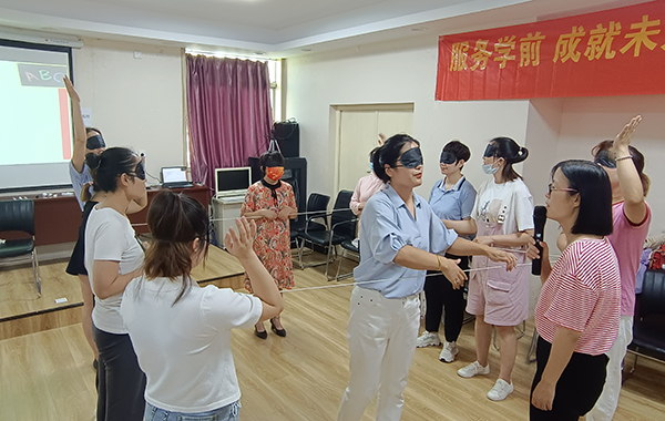 沙龍12小.jpg
